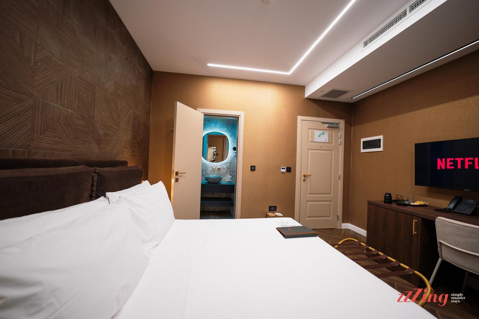 Avalon Boutique Hotel Валета Екстериор снимка